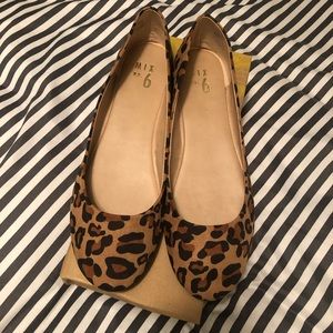 NWT Mix No6 Leopard Print Flats